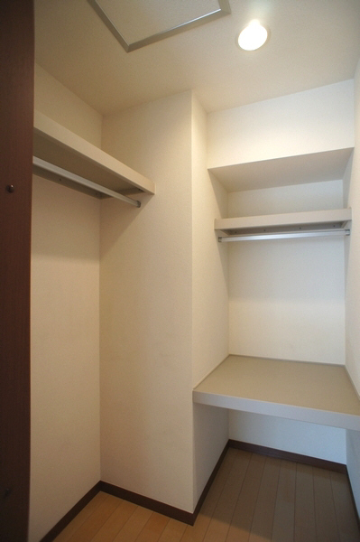 カーサ・モデルノ 202号-5