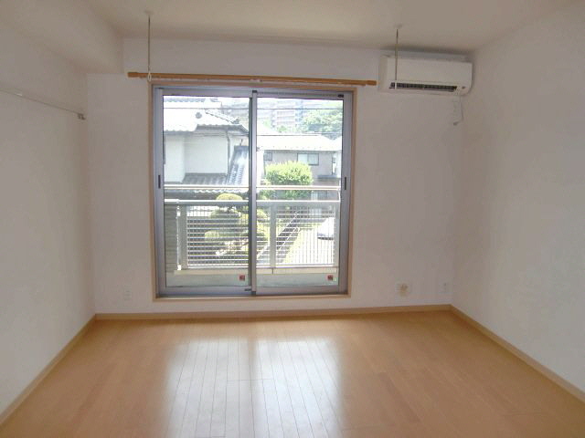 サニーコート 302号-2