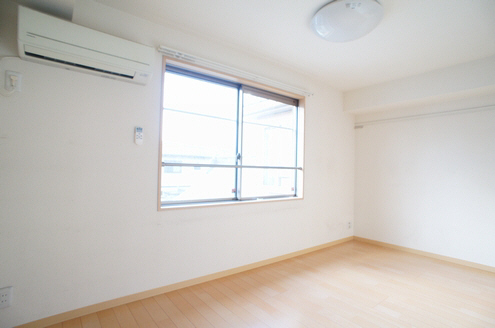 メゾン柴田 203号-2