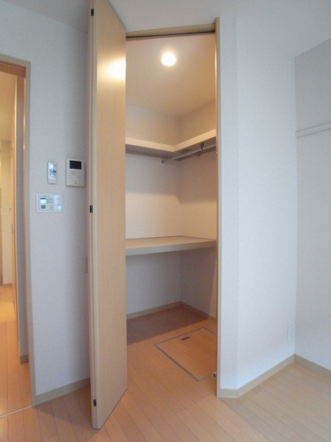 フオレ 105号-9