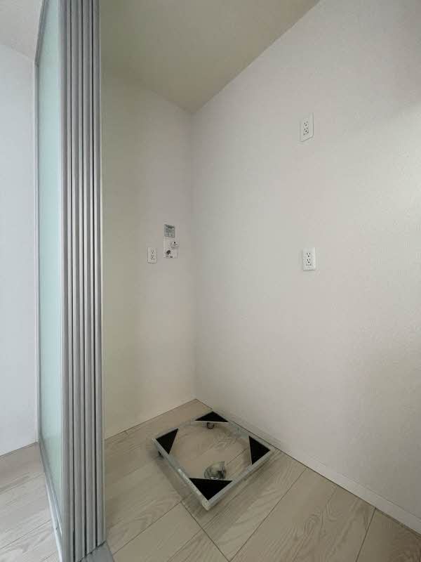 エタニティコート赤坂氷川町 301号-7