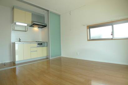 シャーメゾンM 201号-4