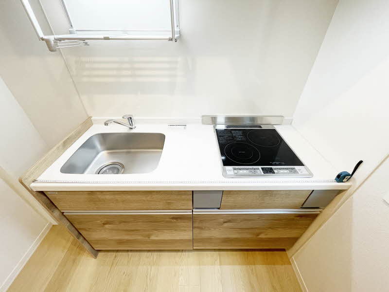 メゾン・サウスロック 201号-6