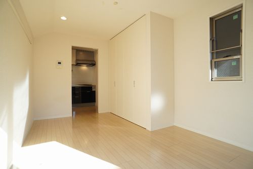 メゾン・サウスロック 202号-3