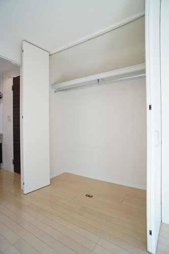 メゾン・サウスロック 202号-6