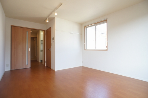 メゾン・シャテーヌ 201号-5