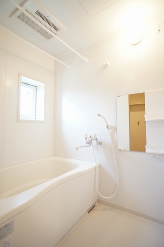 メゾン・シャテーヌ 201号-10