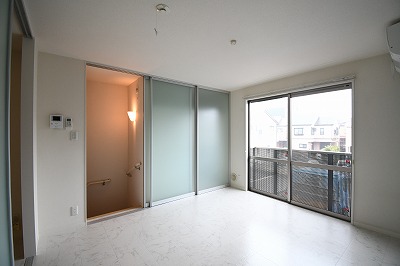 シャーメゾン竹の塚 202号-3