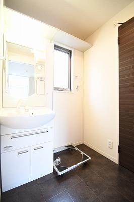 シャーメゾン竹の塚 202号-11