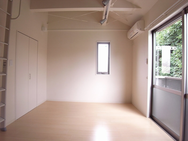 メゾンポメルⅡ 201号-5