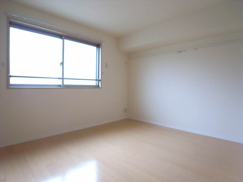 ラ・リズラヴィーヌ 102号-4