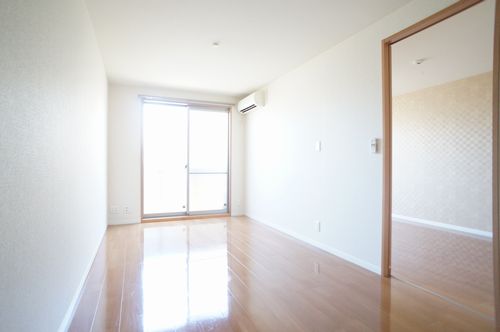 ソレイユ 102号-4