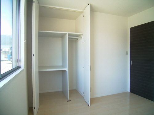 シャーメゾン四聖獣B 101号-7