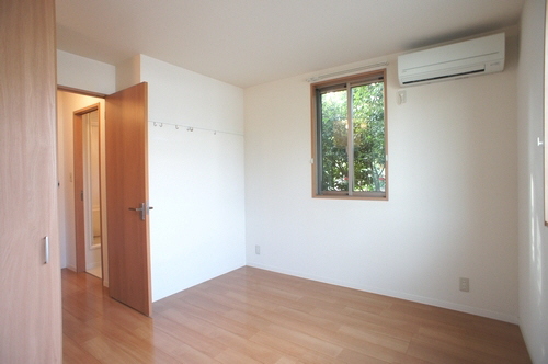 シャーメゾン石和 202号-7