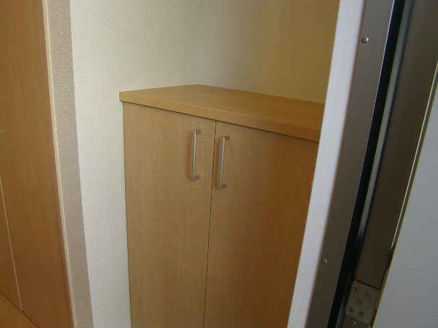 ウインズガ－デン 102号-8