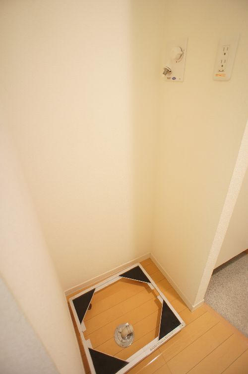 コンフォール祐天寺B 202号-12