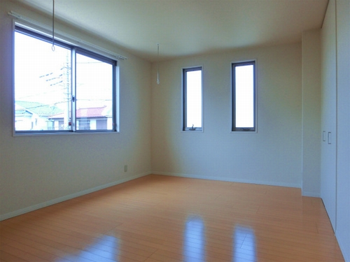 フルール遊美 203号-2