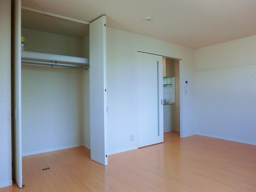 フルール遊美 203号-3