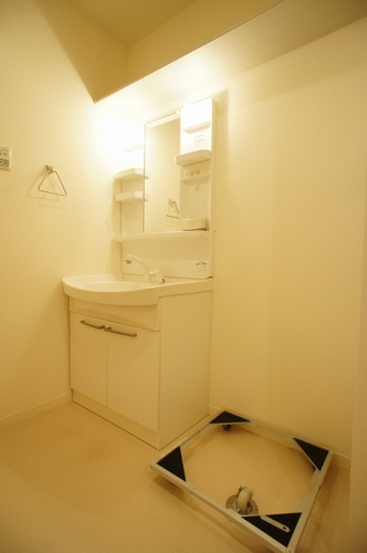 フラット下馬 102号-8