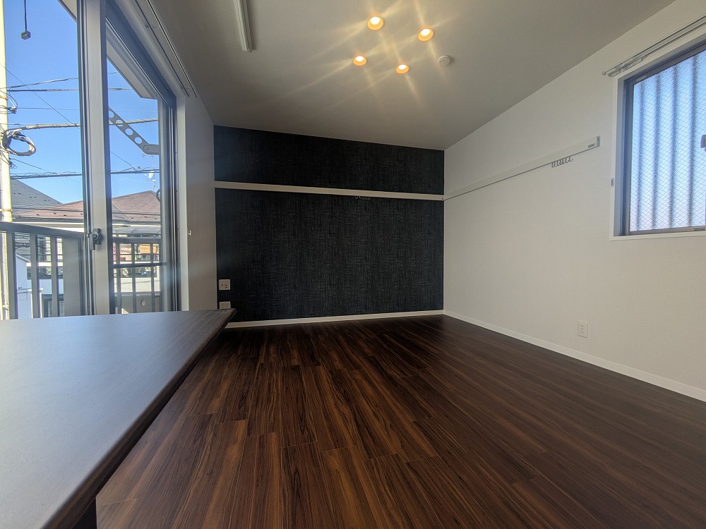 メゾン・アルモニー 202号-2