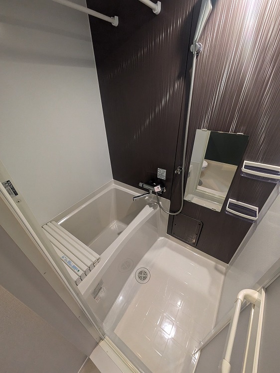 メゾン・アルモニー 202号-3