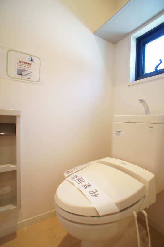 アザレアコート 201号-10