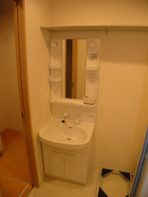 ＣＯＣＯＭＥＲＯ 105号-4