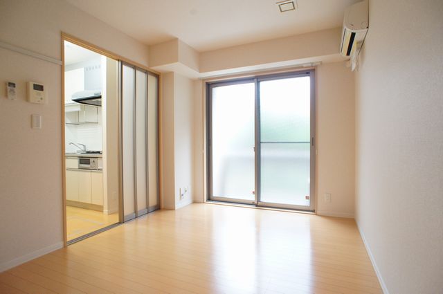 メゾン　ドゥ　ヴィブレ 102号-2