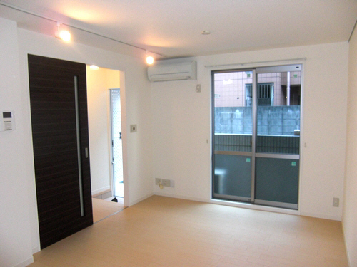 グラン弁天町 102号-4