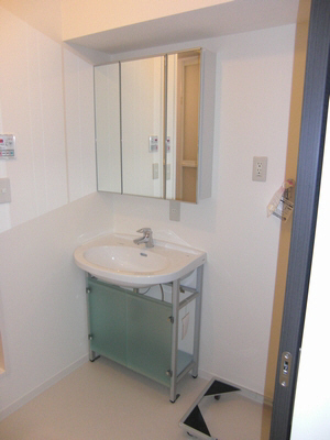 グラン弁天町 102号-7