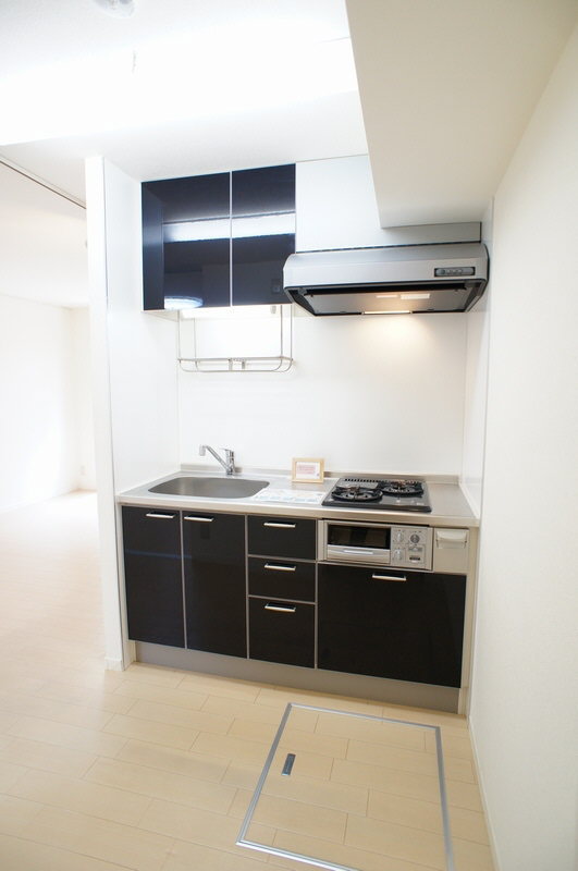 グラン弁天町 103号-6