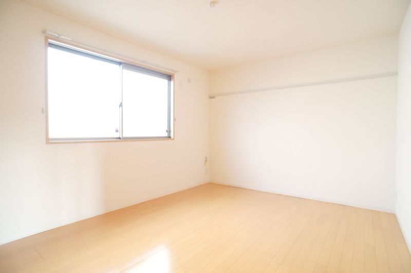 ヴィラソレイユ 202号-6