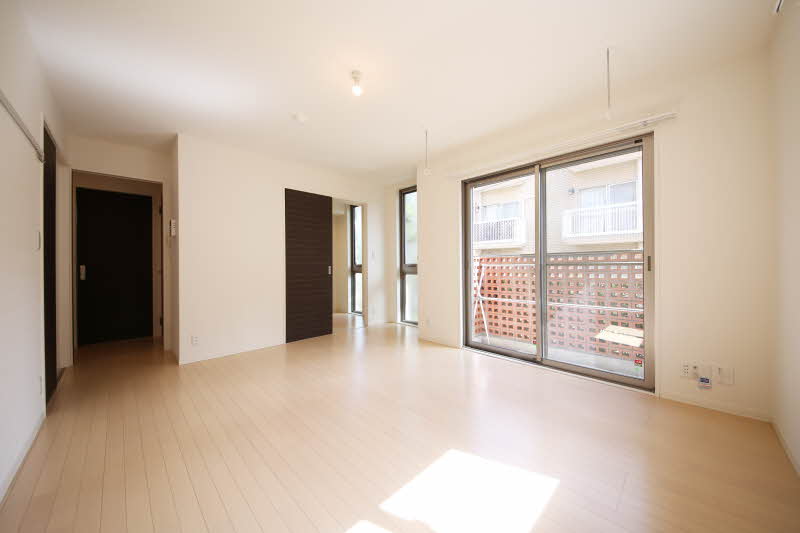 Ｃｒｅｓｔ　Ｃｏｕｒｔ 105号-3