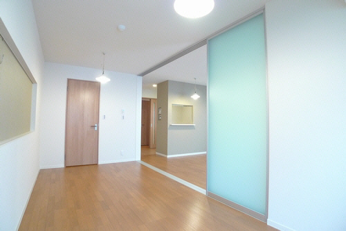 Crest Court 202号-5