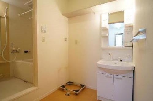 ローヤルメゾン 302号-9