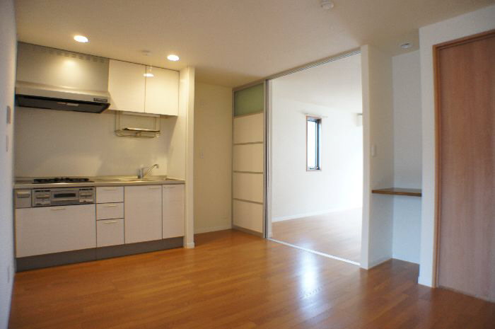 クレセール暁 201号-8