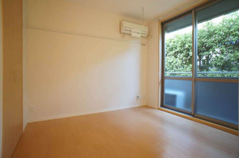 ファミーユ 102号-7