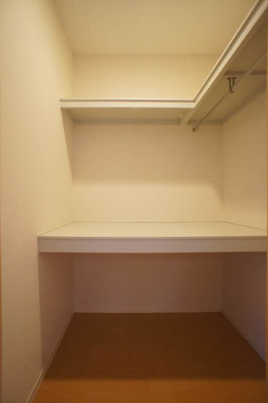 ファミーユ 102号-8