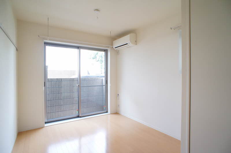 シャーメゾン北青山 101号-2