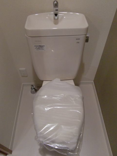 リヴェール三鷹　１号館 102号-11