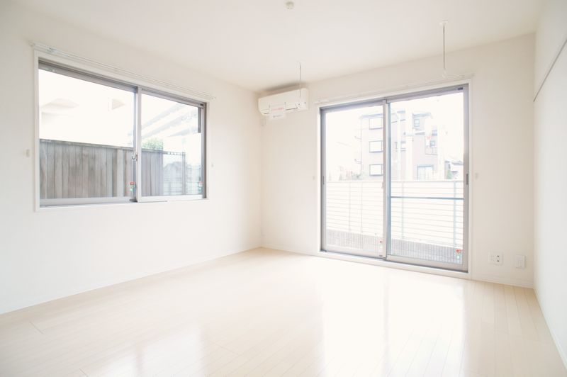 エスト・ロマール 103号-2