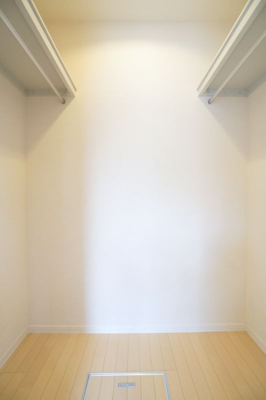 エスト・ロマール 103号-5