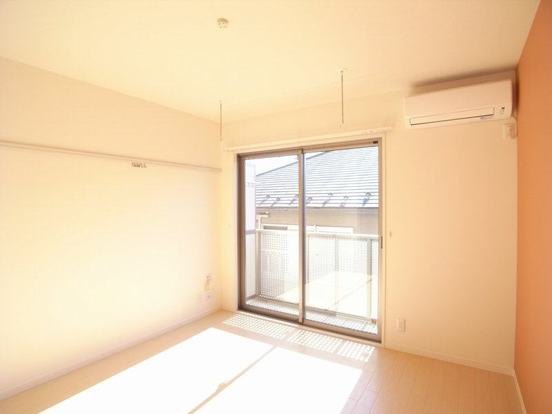 Ｕｎ　ａｔｏｌｌ　国立 202号-3