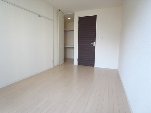 シャーメゾン太子堂 101号-6