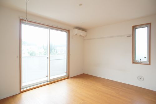 ’Ａｉｎａ　ｐａｌｉ 101号-2