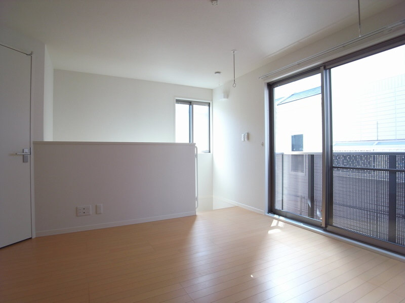 シャンブル　ピエーリオ 101号-3