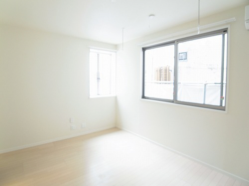 ウィンクルム 203号-5