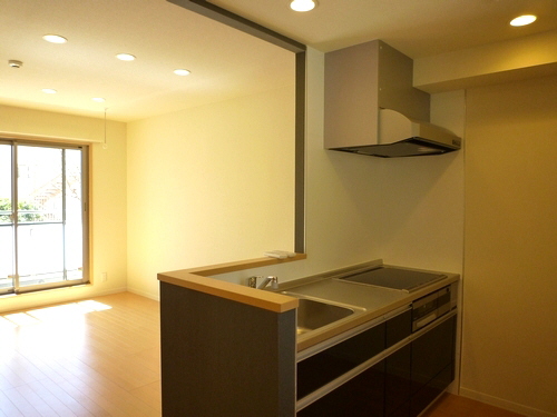 ユイットシャンブル南台 302号-2