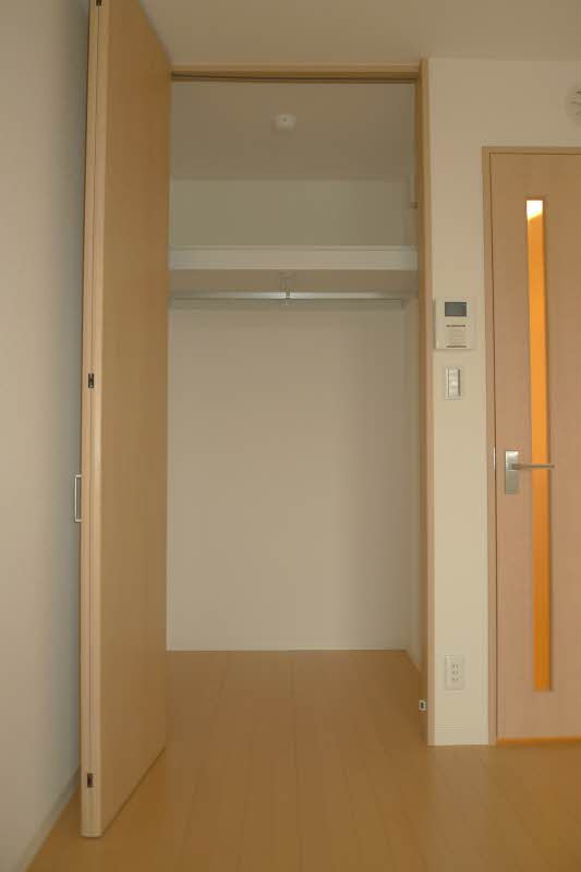 シュロス小竹 302号-4