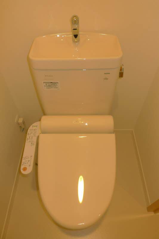 シュロス小竹 302号-7